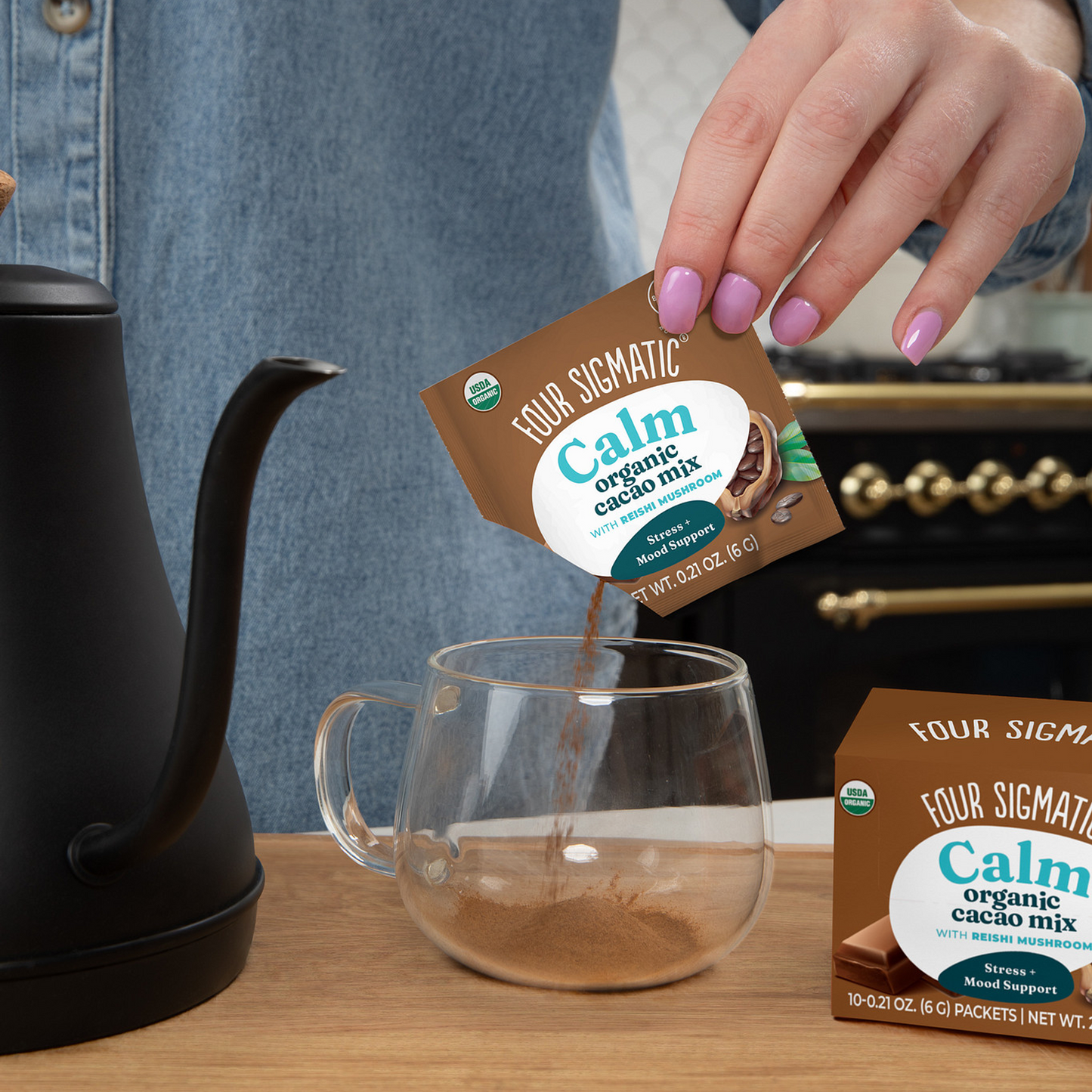 calm-cacao-packets-d2 calm-cocoa-ss-lifestyle-2026_1.png