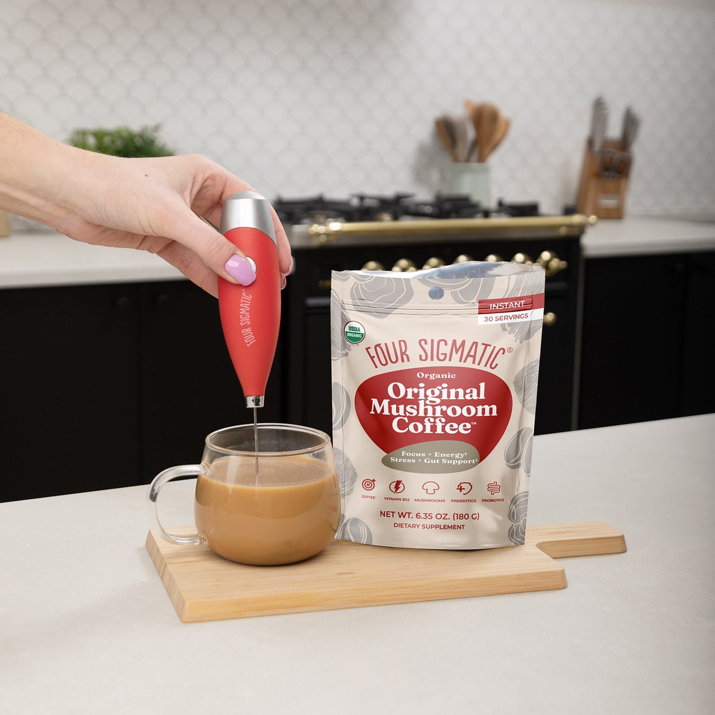 original-mushroom-coffeetm-g7 ogm-instant-ms-lifestyle2-2026_74863389-d0cf-464c-a566-c5b3c194e85d.jpg